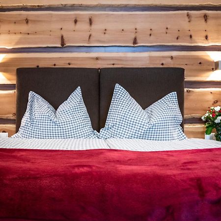 Gastwirtschaft Hold Hotel Monichwald Екстериор снимка