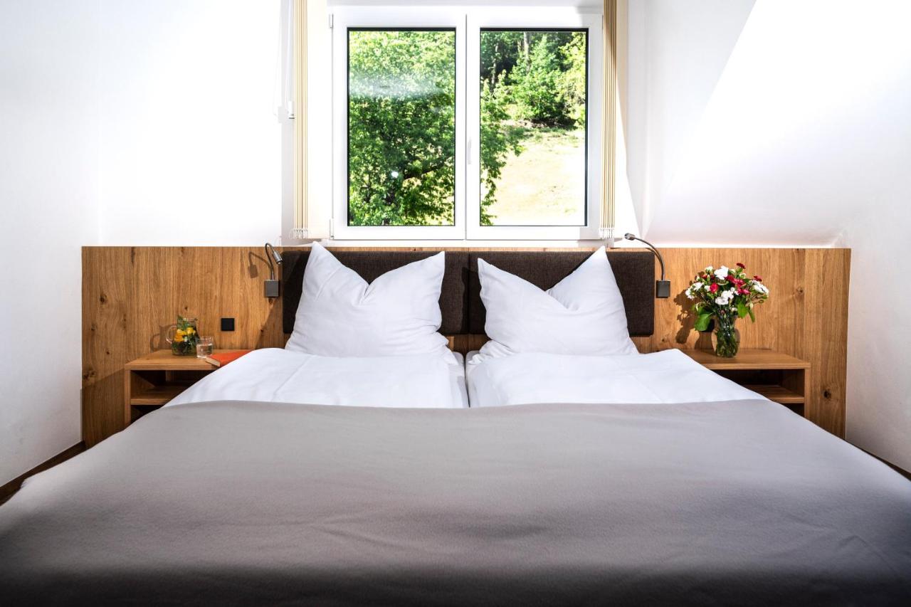 Gastwirtschaft Hold Hotel Monichwald Екстериор снимка