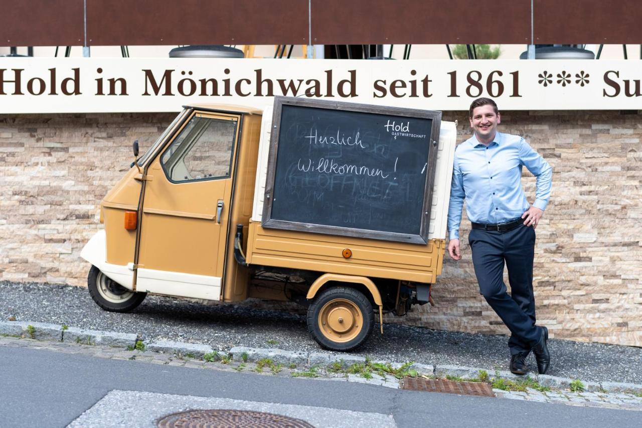 Gastwirtschaft Hold Hotel Monichwald Екстериор снимка